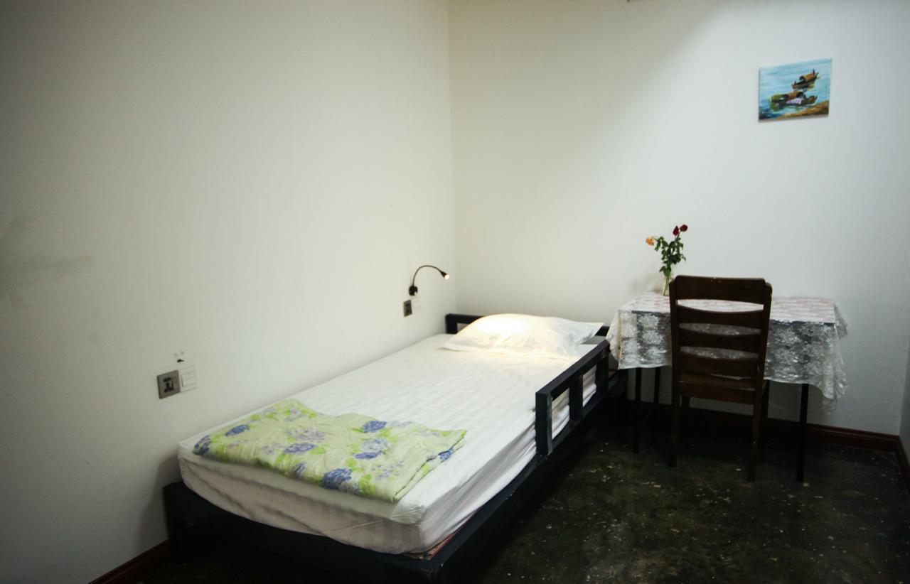 Dengba Hostel Yangón Exterior foto